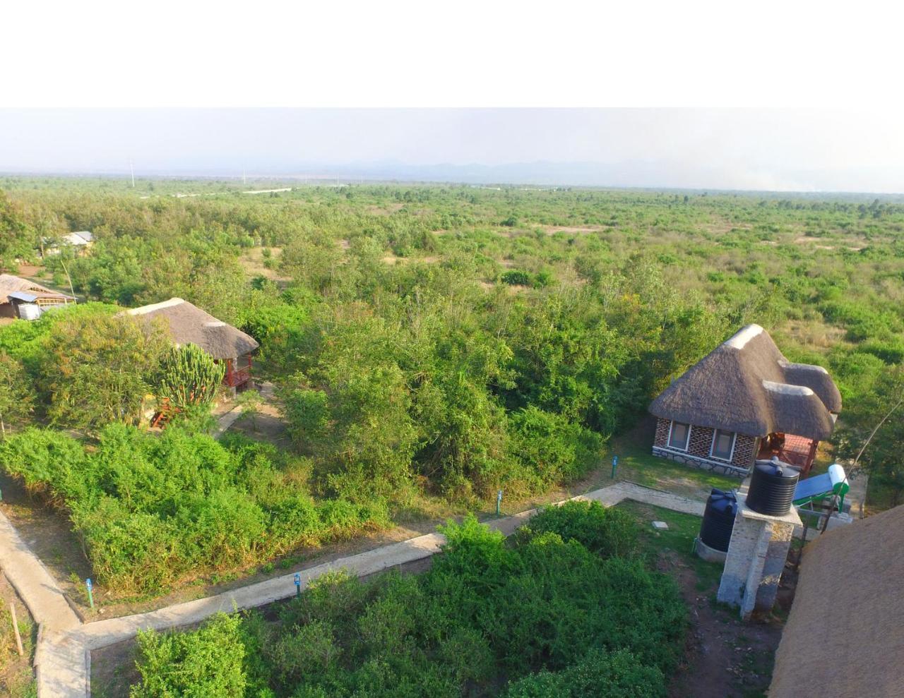 Irungu Forest Safari Lodge Katunguru Exteriér fotografie