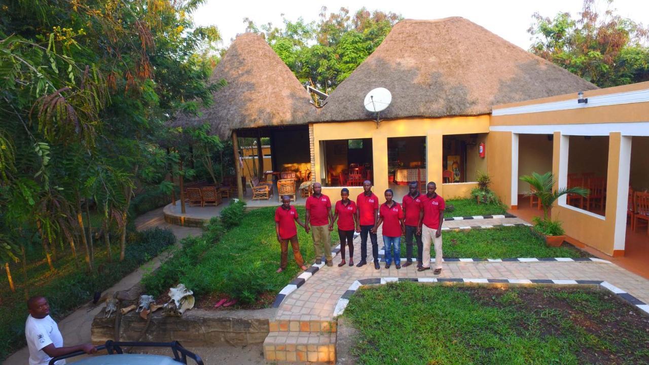 Irungu Forest Safari Lodge Katunguru Exteriér fotografie